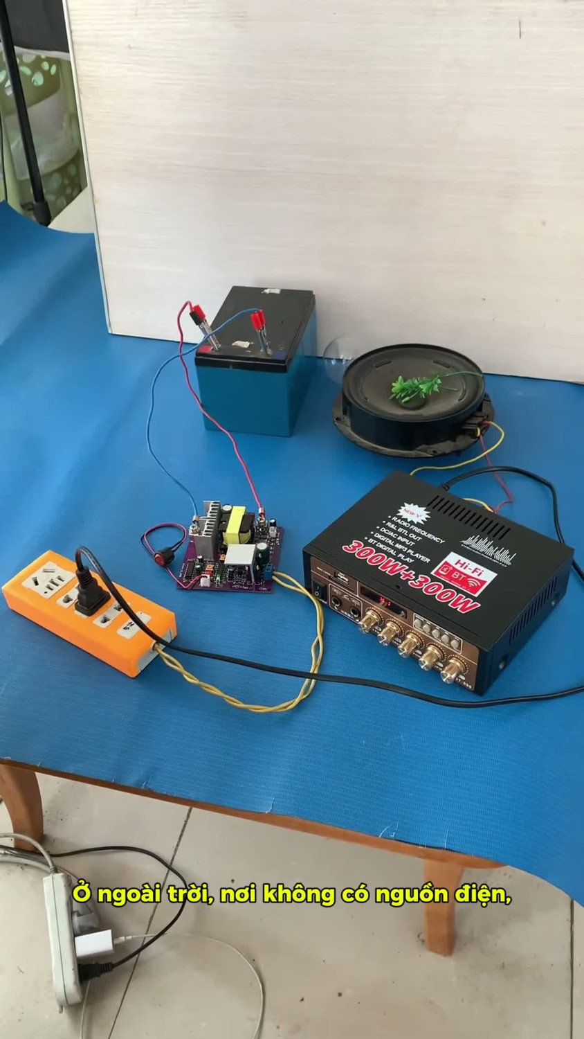 Mạch kích điện 12V lên 220V 300W, giải pháp chuyển đổi điện DC-AC tiện lợi! ⚡ https://s.shopee.vn/3VkwYUZfgw #MachKichDien #TangAp12V220V #DCAC #DienTu #DIYDien | Điện Tử MT - review linh kiện loa kéo