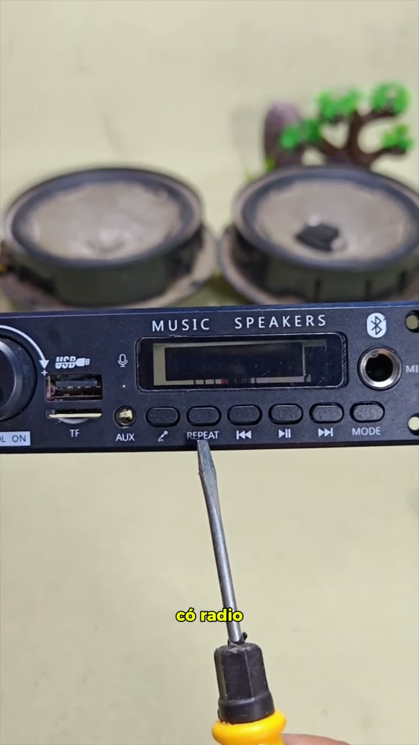 🔊 Một bộ khuếch đại nhỏ mà có khá nhiều tính năng! Bluetooth 5.3, hỗ trợ MP3, radio FM, USB, TF và còn có chức năng ghi âm micro. Phù hợp để nâng cấp loa cũ, làm loa DIY hoặc chế loa karaoke tại nhà.