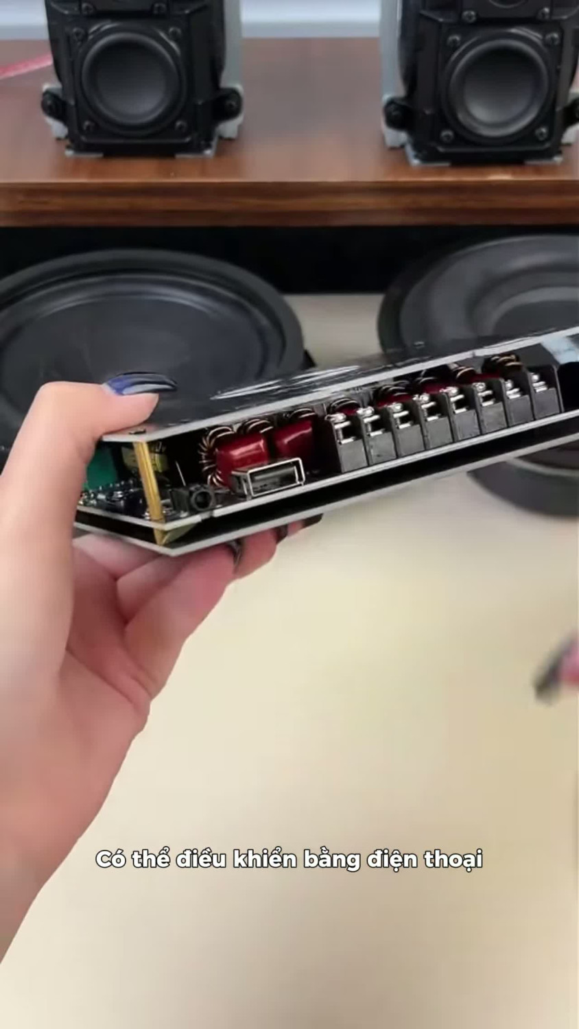 Anh em đang làm loa 2.1 công suất lớn thì tham khảo mạch này 🔊🔥 Bluetooth tiện kết nối, công suất quảng bá 220W × 2 cho loa trái phải và 350W cho kênh sub. Phù hợp để làm loa DIY, nâng cấp hệ thống âm